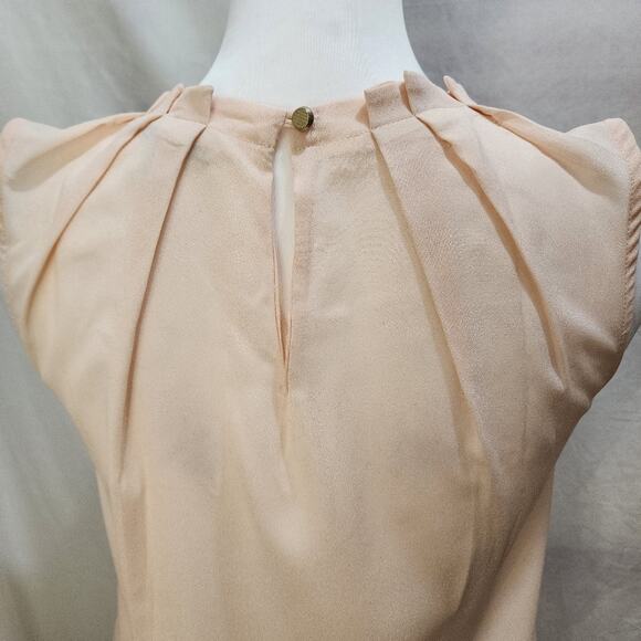 New York and Company Pleated High Collar Sleeveless Pink Blouse, Size X-Small - Picture 4 of 8